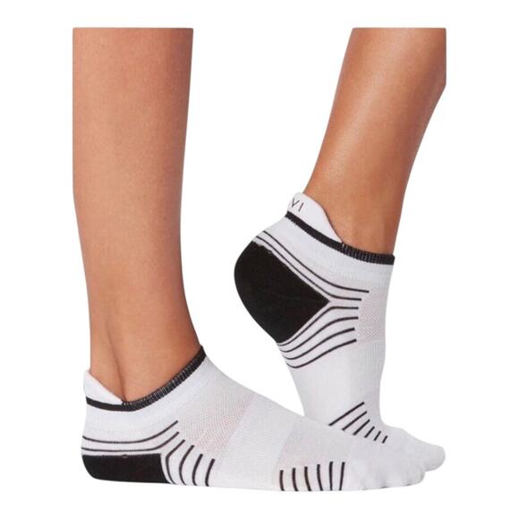 Tavi Noir NIP Lightly Cushioned Sole Thin Ultra-lite Taylor Socks Salt Small - Picture 8 of 8